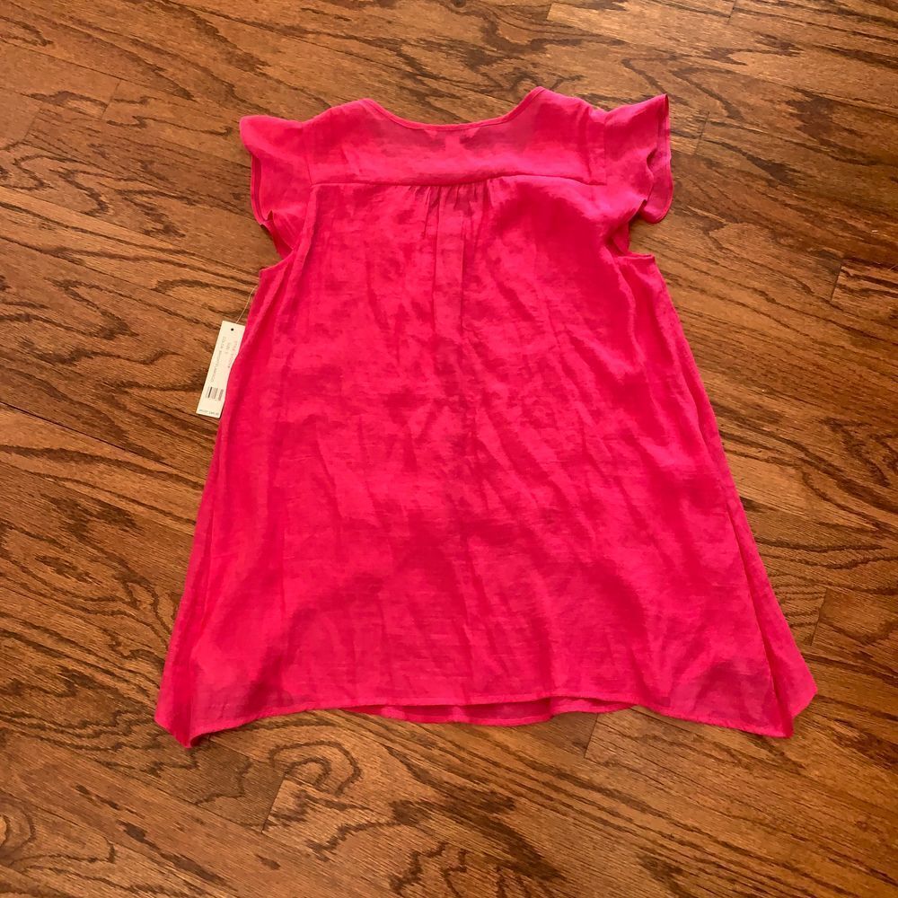 Counterparts NWT Pink Flutter Sleeve V-Neck Asymmetrical‎ Spring Blouse Size SM - Picture 7 of 8